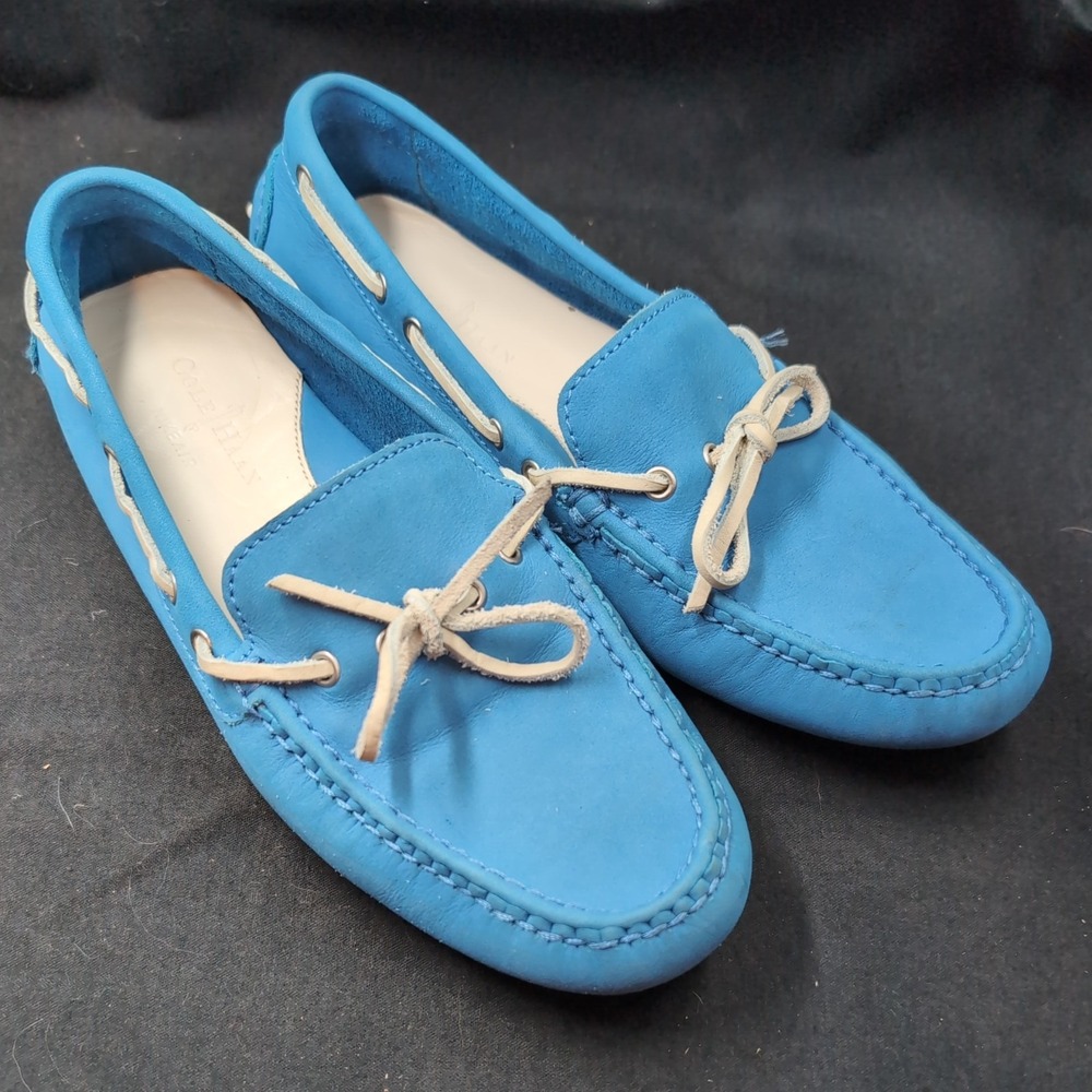 Cole Haan Women's Blue Suede Moccasin Flats Size 6 1/2 B D39807